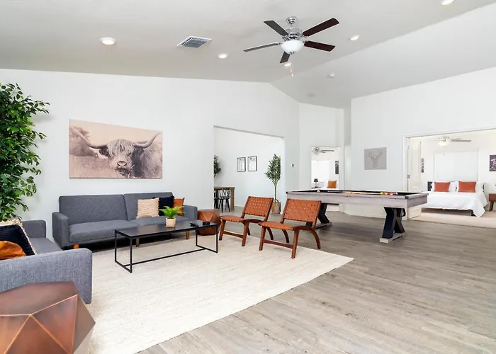 Hébergement de vacances Spacious Family Oasis ~ Pooltable ~ Backyard ~ Pkg Casa Grande